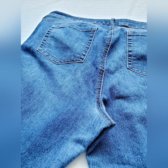 Torrid Women's Denim Jeans Super High Rise Stretch Skinny Ankle Length 18 Size - Picture 11 of 16